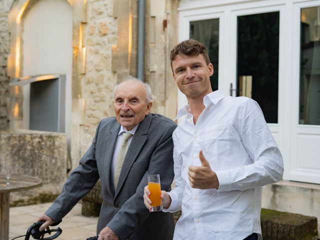Le mariage de Gauthier et Lou à Pierrelatte, Drôme 311