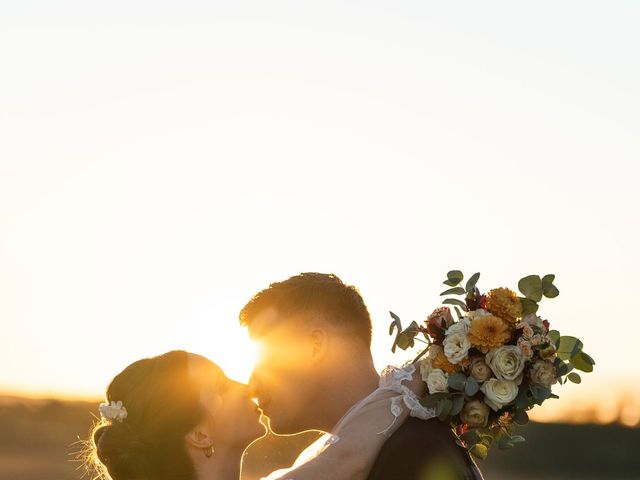 Le mariage de Gauthier et Lou à Pierrelatte, Drôme 1