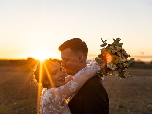 Le mariage de Gauthier et Lou à Pierrelatte, Drôme 353
