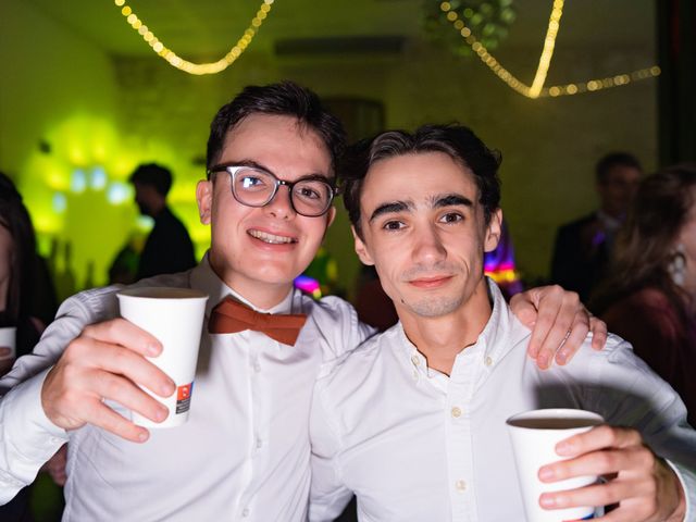 Le mariage de Gauthier et Lou à Pierrelatte, Drôme 614