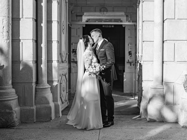 Le mariage de Gauthier et Lou à Pierrelatte, Drôme 706
