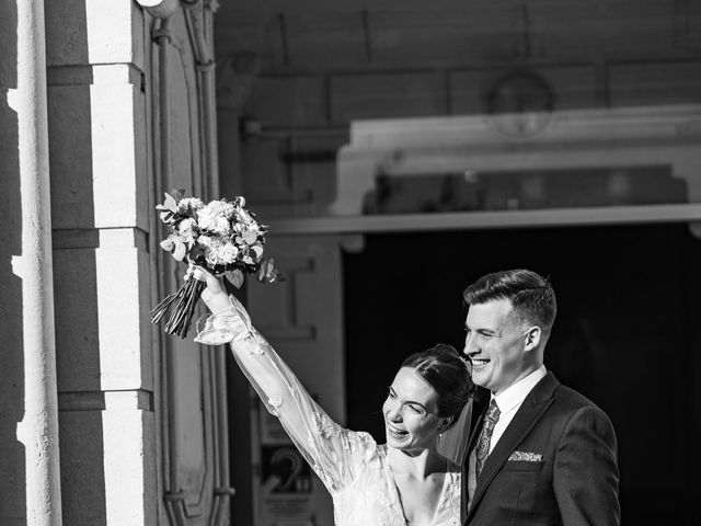 Le mariage de Gauthier et Lou à Pierrelatte, Drôme 708