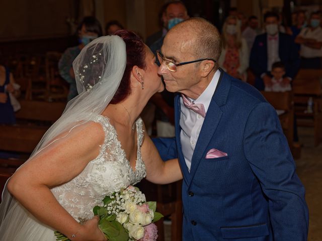 Le mariage de Fabien et Lauriane à Ambarès-et-Lagrave, Gironde 17