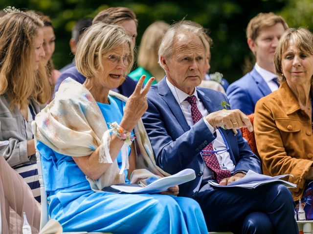 Le mariage de Bruno et Marijne à Bourganeuf, Creuse 19