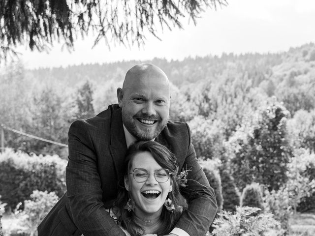 Le mariage de Vivien et Laura à Cornimont, Vosges 4
