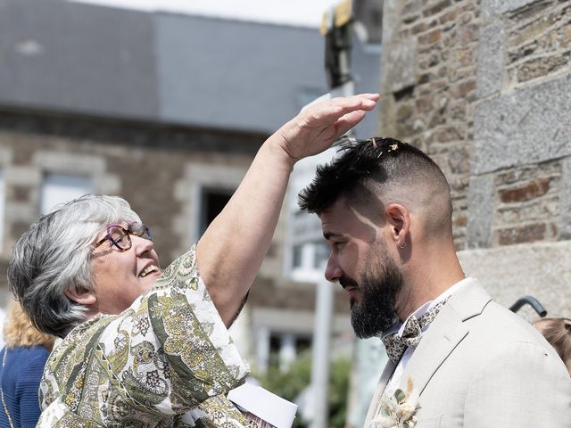 Le mariage de John et Juline à Saint-Denis-sur-Sarthon, Orne 47