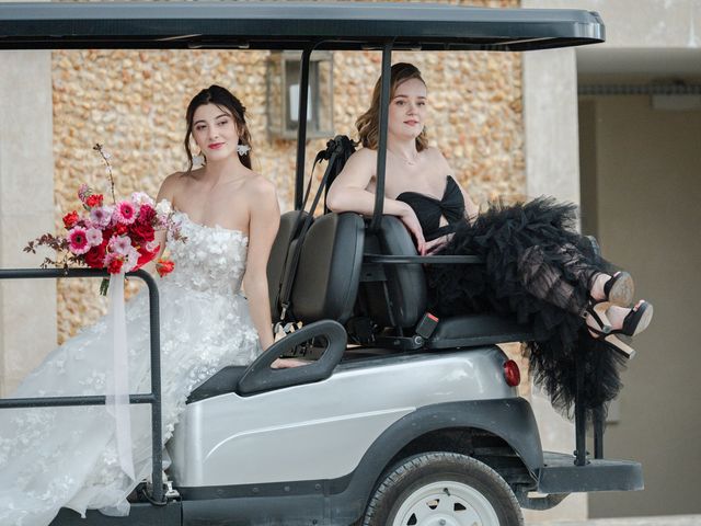 Le mariage de Marine et Timotee à Jouy-en-Josas, Yvelines 39