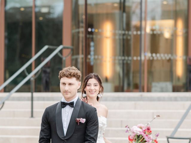 Le mariage de Marine et Timotee à Jouy-en-Josas, Yvelines 32
