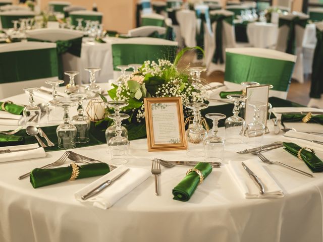 Le mariage de Raphaël et Christine à Arpajon-sur-Cère, Cantal 22
