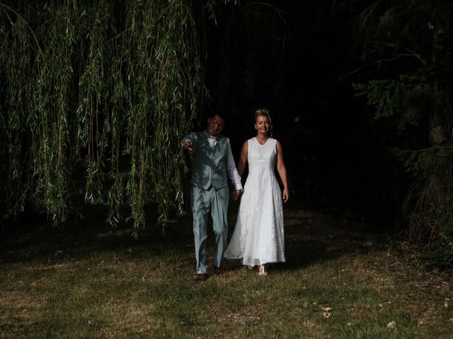 Le mariage de Anthony et Julie à Châteauneuf-sur-Loire, Loiret 2