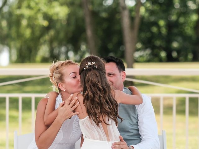Le mariage de Anthony et Julie à Châteauneuf-sur-Loire, Loiret 12