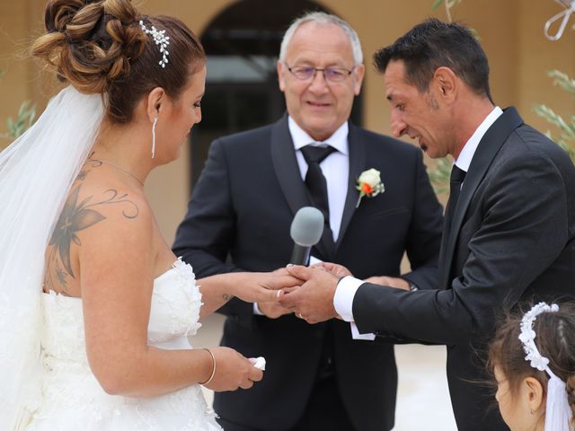 Le mariage de Sébastien et Magdalen à Nîmes, Gard 22