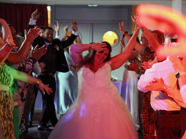 Le mariage de Laurent et Priscilla à Embrun, Hautes-Alpes 16