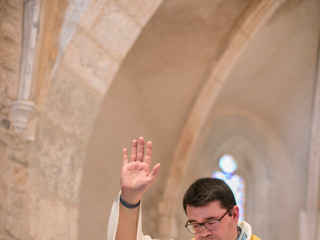 Le mariage de Max et Sophie à Saint-Éloi, Nièvre 23