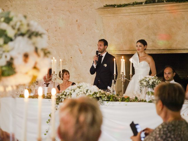 Le mariage de Julien et Coraline à Angoulême, Charente 80