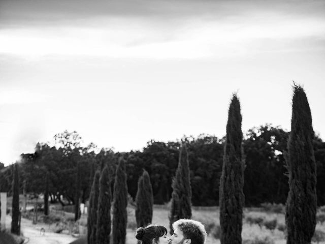 Le mariage de Bastien et Macha à Rochefort-du-Gard, Gard 19