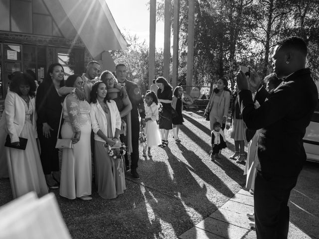 Le mariage de Mickaël et Florence à Baraqueville, Aveyron 6