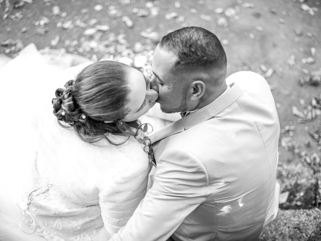 Le mariage de Mickaël et Florence à Baraqueville, Aveyron 37