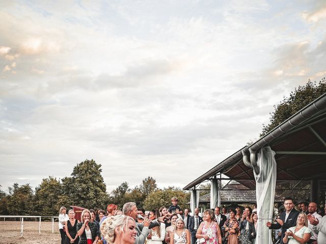 Le mariage de Fabien et Amandine à Maizières-lès-Metz, Moselle 4