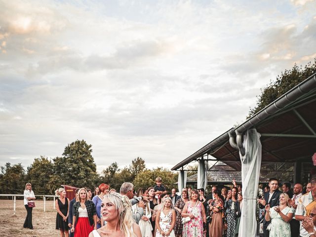 Le mariage de Fabien et Amandine à Maizières-lès-Metz, Moselle 5