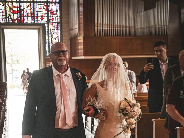 Le mariage de Fabien et Amandine à Maizières-lès-Metz, Moselle 28