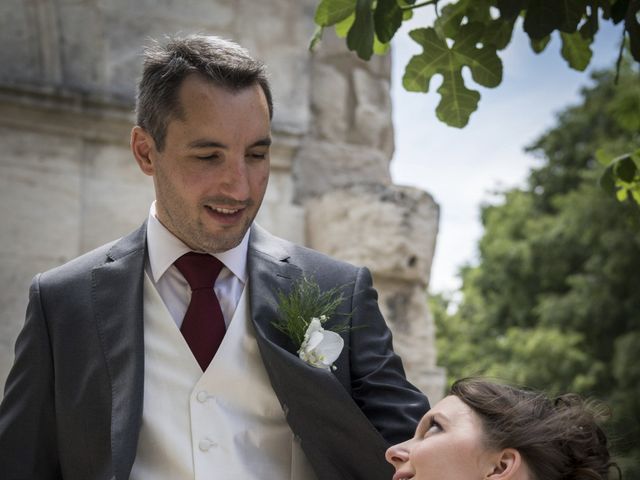 Le mariage de Antoine et Christelle à Arles, Bouches-du-Rhône 33