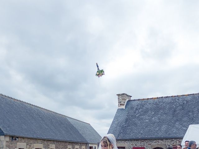 Le mariage de Alexandre et Clotilde à Binic, Côtes d&apos;Armor 21