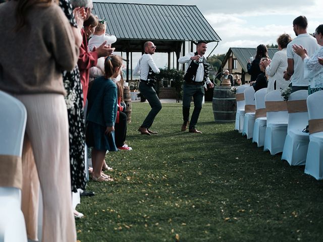 Le mariage de Jérémy et Amélie à Vieux-Manoir, Seine-Maritime 2