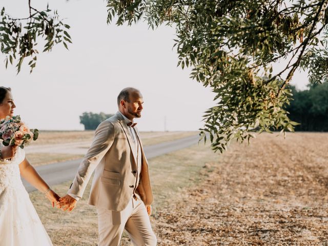 Le mariage de Maxime et Ophélie à La Champenoise, Indre 38