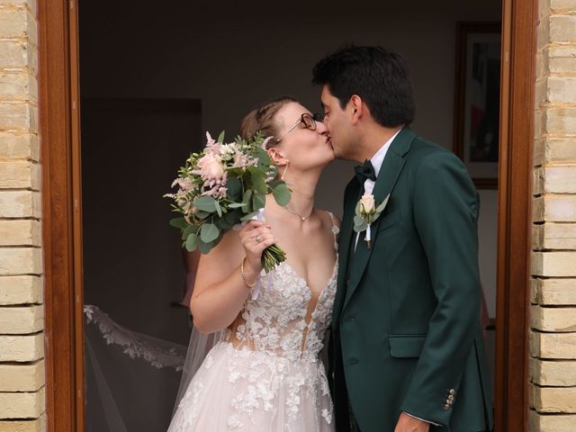 Le mariage de Enrique et Audrey à Cambremer, Calvados 25