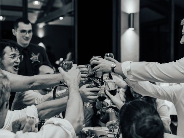Le mariage de Les choup choup et Natacha à Sanary-sur-Mer, Var 1