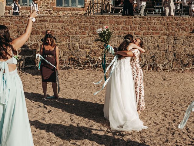Le mariage de Grégory et Camille à Perros-Guirec, Côtes d'Armor 32