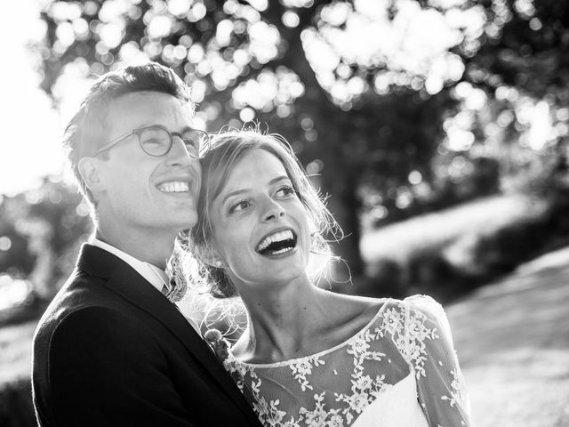 Le mariage de Guillaume et Mathilde à Bécon-les-Granits, Maine et Loire 1