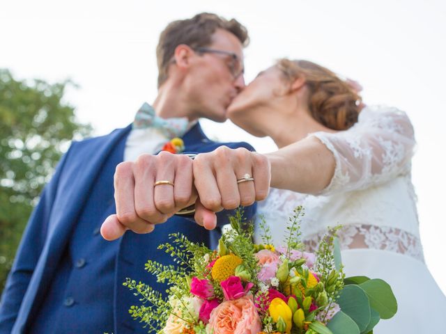 Le mariage de Guillaume et Mathilde à Bécon-les-Granits, Maine et Loire 2