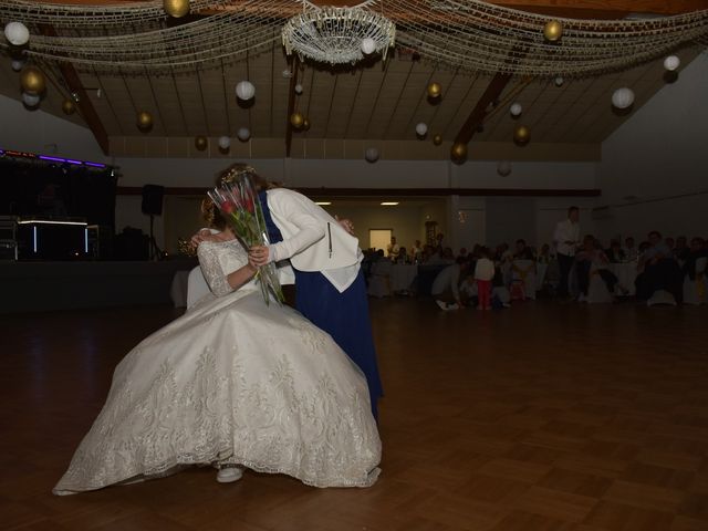 Le mariage de Yoann et Lindsay à Poitiers, Vienne 46