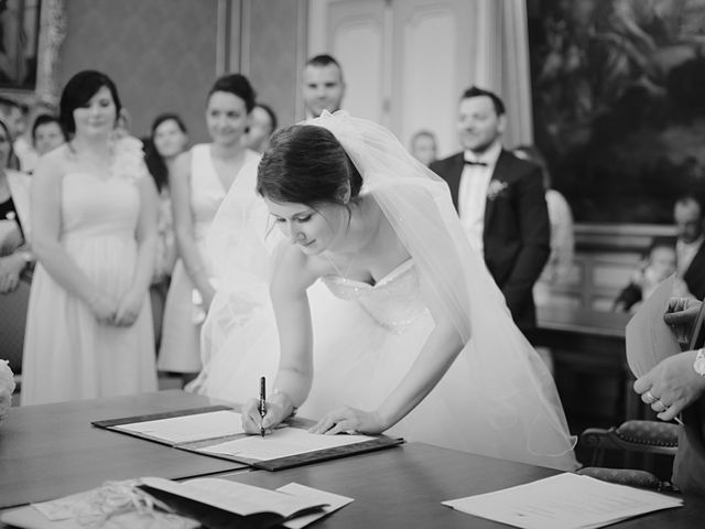 Le mariage de Jonathan et Julie à Condé-sur-l'Escaut, Nord 17