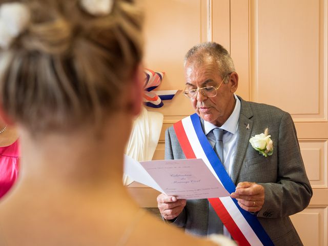 Le mariage de Thomas et Audrey à Saint-Julien-de-la-Liègue, Eure 11
