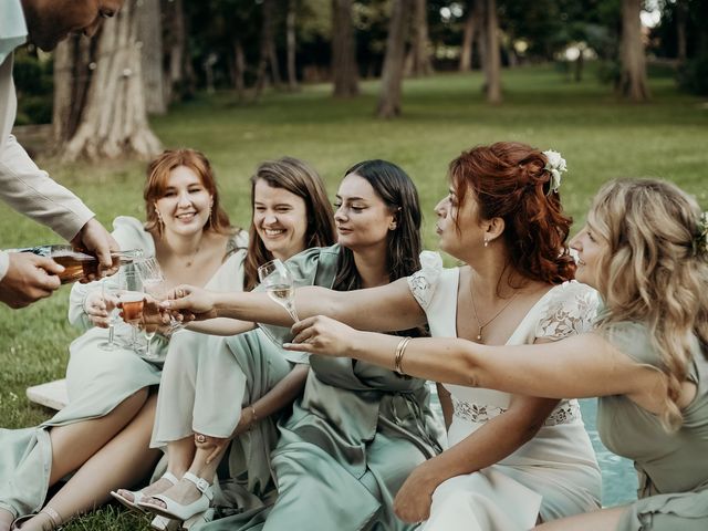 Le mariage de Fanny et Emmanuel à Nîmes, Gard 27