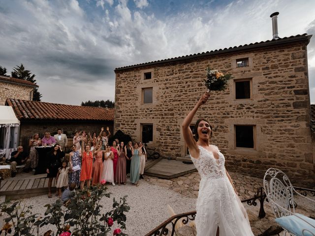 Le mariage de Thibault et Estelle à Luriecq, Loire 30