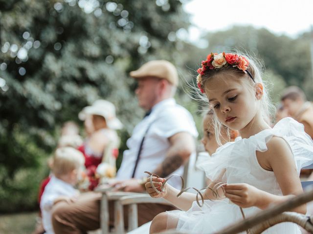 Le mariage de Didier et Céline à Chenevelles, Vienne 32