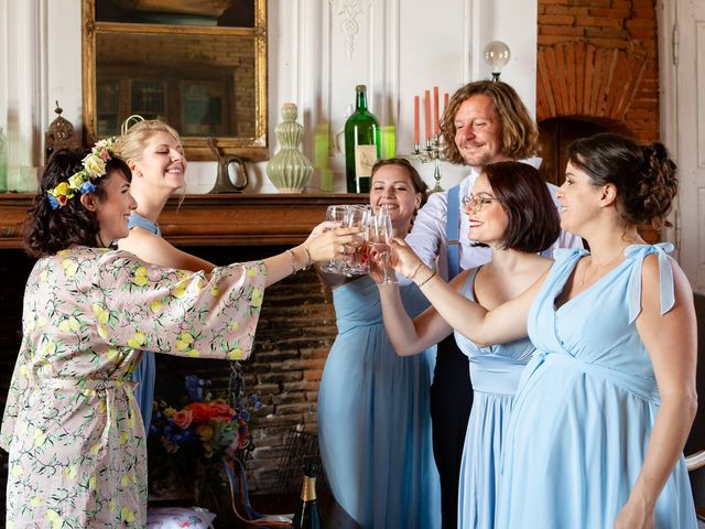 Le mariage de Romain et Laura à Varennes, Haute-Garonne 25