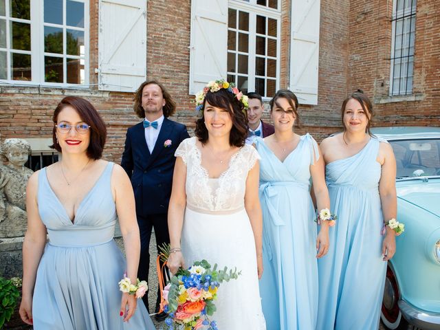 Le mariage de Romain et Laura à Varennes, Haute-Garonne 60