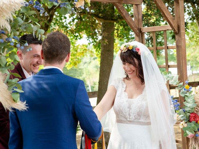 Le mariage de Romain et Laura à Varennes, Haute-Garonne 83