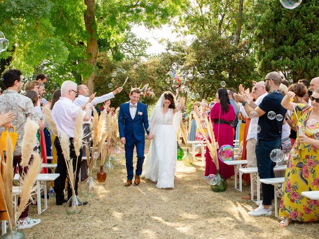 Le mariage de Romain et Laura à Varennes, Haute-Garonne 87