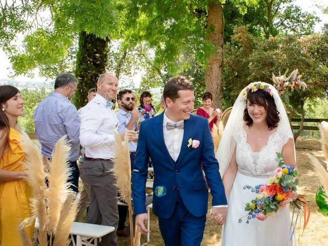 Le mariage de Romain et Laura à Varennes, Haute-Garonne 88