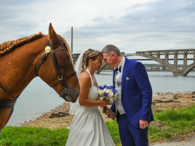 Le mariage de Frédéric et Aurélie à Plougastel-Daoulas, Finistère 2