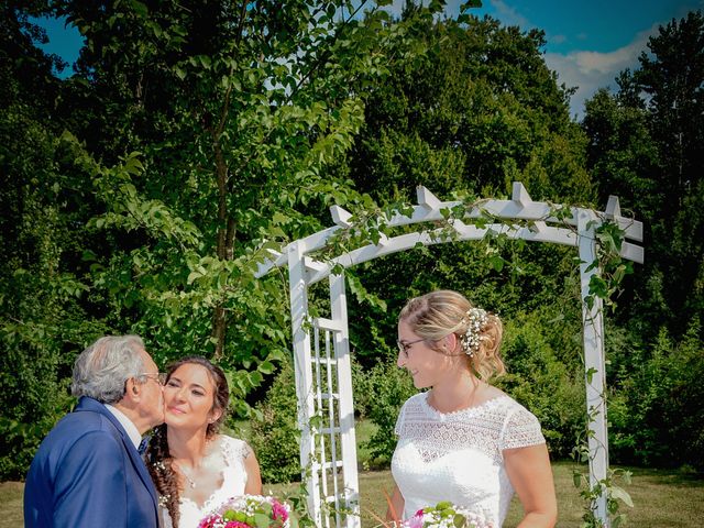 Le mariage de Mélanie et Audrey à Vayres, Gironde 9