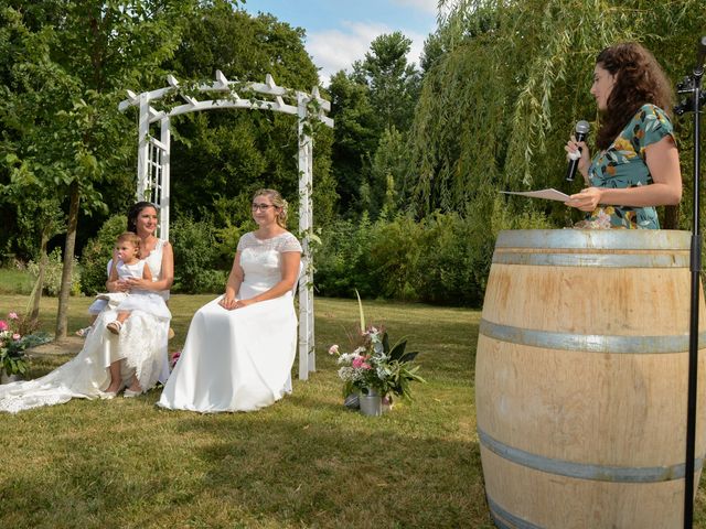 Le mariage de Mélanie et Audrey à Vayres, Gironde 15