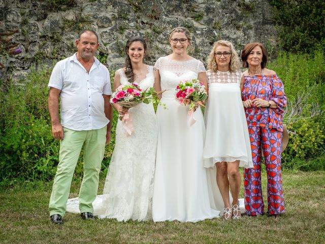Le mariage de Mélanie et Audrey à Vayres, Gironde 59