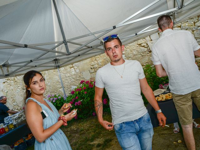 Le mariage de Mélanie et Audrey à Vayres, Gironde 108